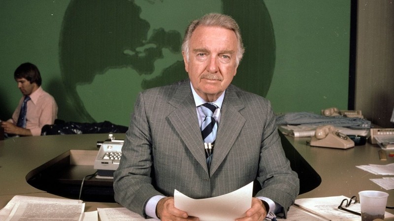 Nhà báo Walter Cronkite