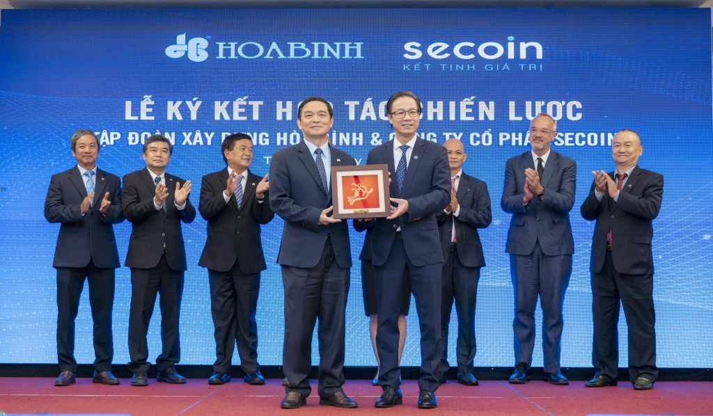 Tập đoàn Xây dựng Hòa Bình và Công ty Cổ phần Secoin ký kết hợp tác chiến lược 