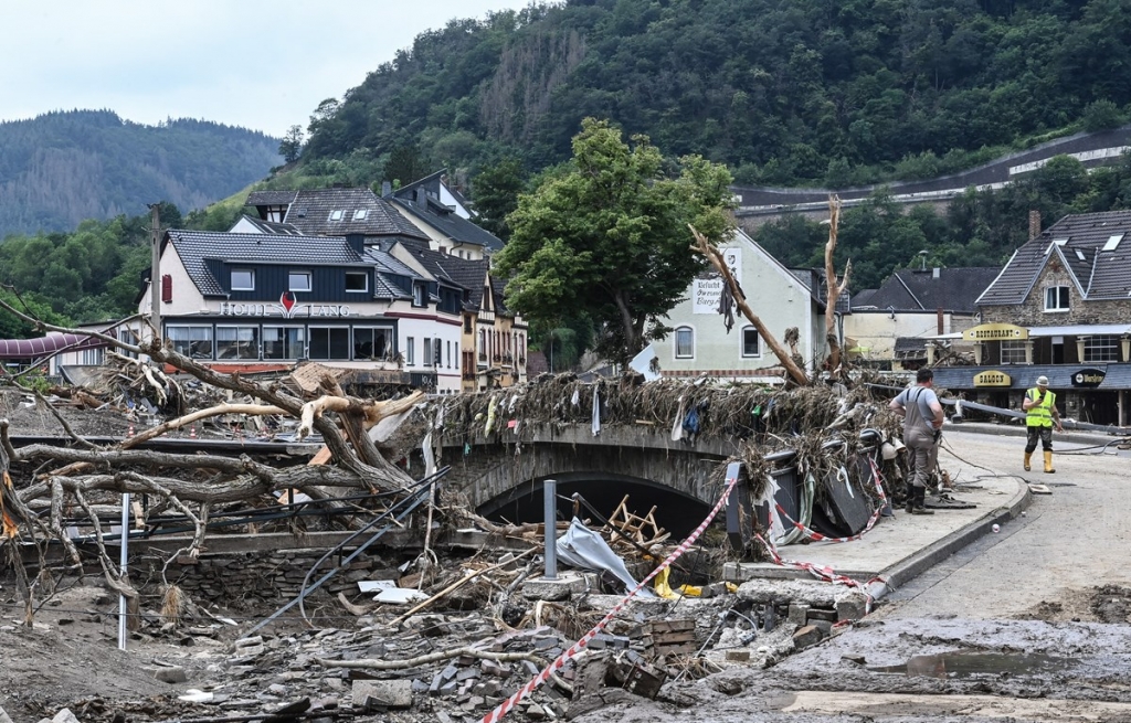 Cảnh tan hoang sau mưa lũ tại Rhineland-Palatinate, Đức ngày 19/7/2021. (Ảnh: AFP)