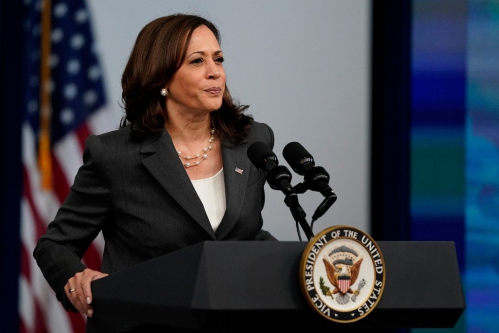 Bà Kamala Harris từng được nhắc đến là “người phụ nữ làm nên lịch sử” (Ảnh: Reuters)