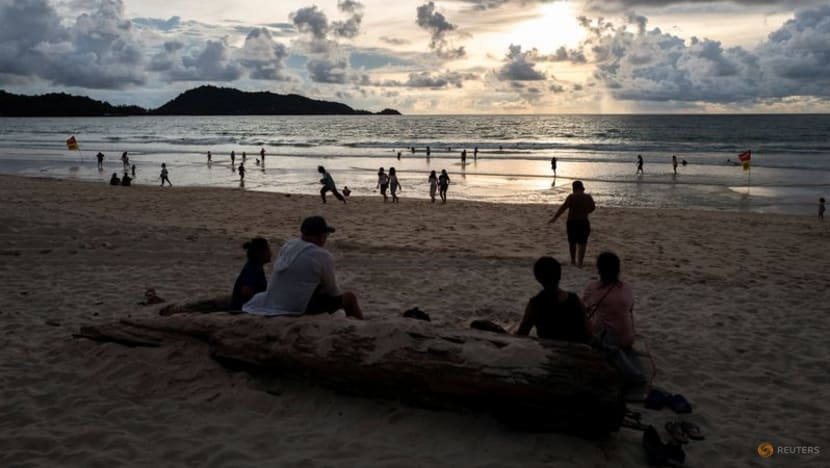 Trước đó, hòn đảo du lịch Phuket mở cửa cho những khách du lịch đã tiêm chủng đầy đủ từ tháng 7 (Ảnh: Reuters)