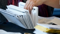 Tin tức thế giới 17/11: Kiểm phiếu lại bằng tay ở bang Georgia cho kết quả không thay đổi
