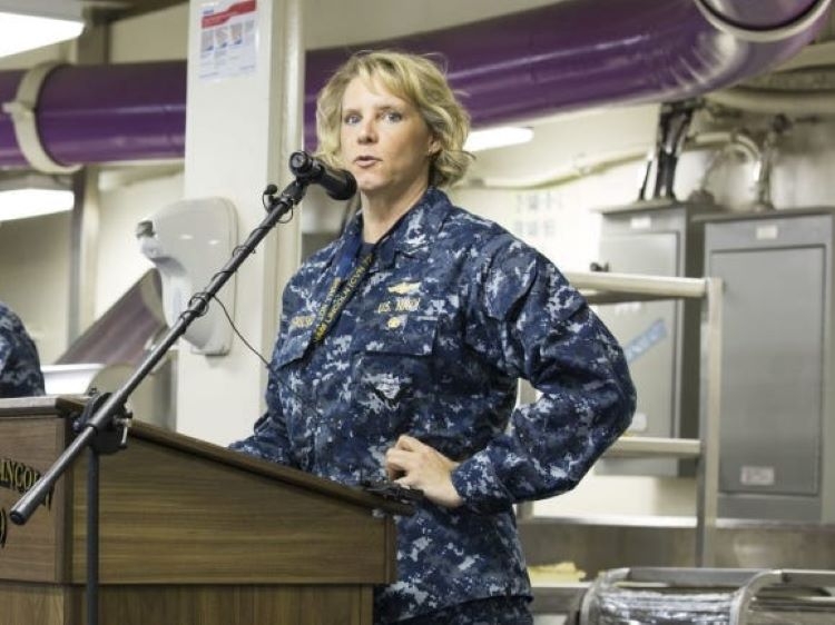 Đại tá Amy Bauernschmidt (Ảnh: US Navy)