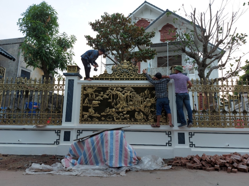 Nhôm đúc Huyền Tuấn: Sự lựa chọn hàng đầu của gia đình Việt cho không gian sống đẳng cấp nhất