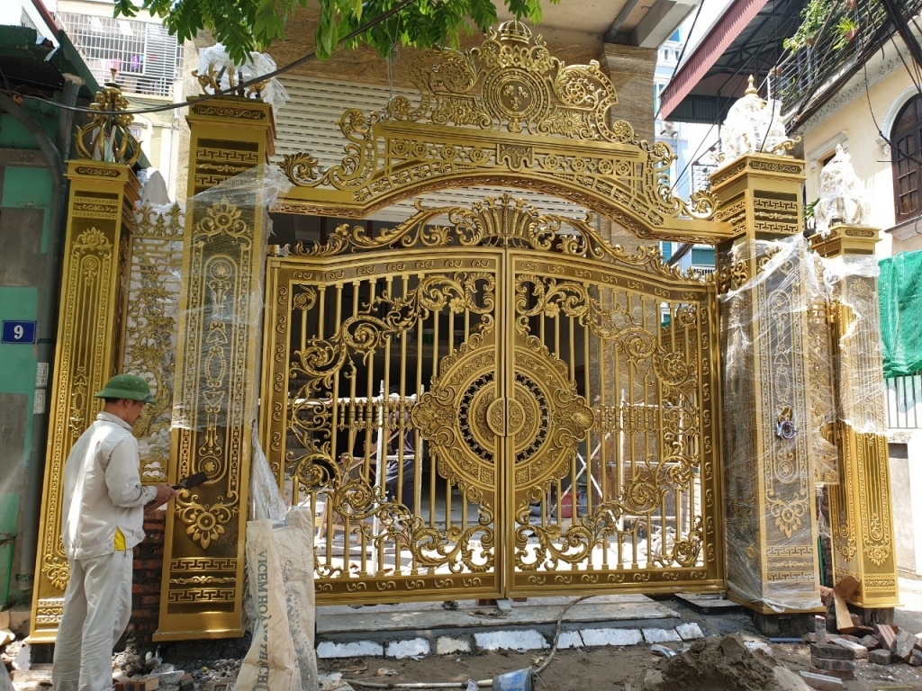 Nhôm đúc Huyền Tuấn: Sự lựa chọn hàng đầu của gia đình Việt cho không gian sống đẳng cấp nhất
