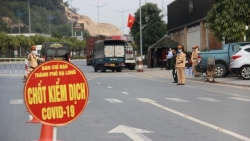 Quảng Ninh khôi phục các hoạt động kinh doanh vận tải đường bộ, đường thủy nội địa