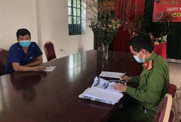 Tại cơ quan Công an, Nguyễn Đình S. khai nhận hành vi đăng tải thông tin sai sự thật trên trang Facebook cá nhân