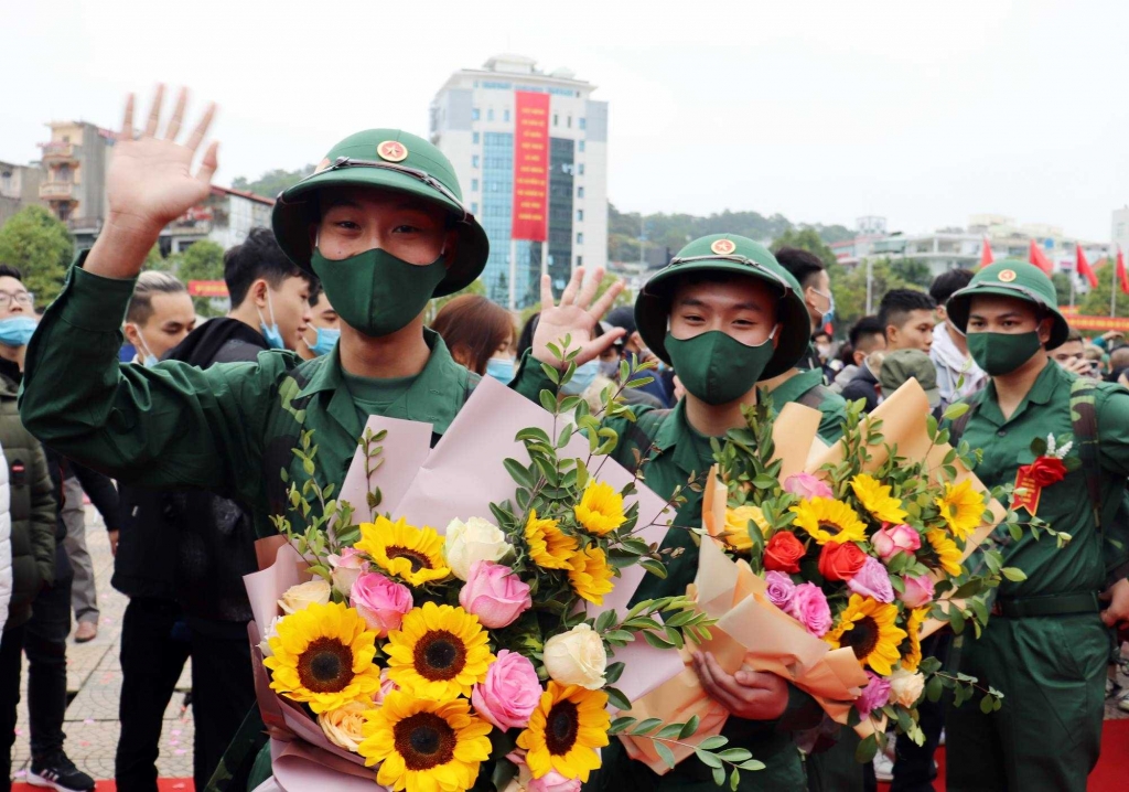 Các tân binh TP Hạ Long phấn khởi lên đường nhập ngũ năm 2021.