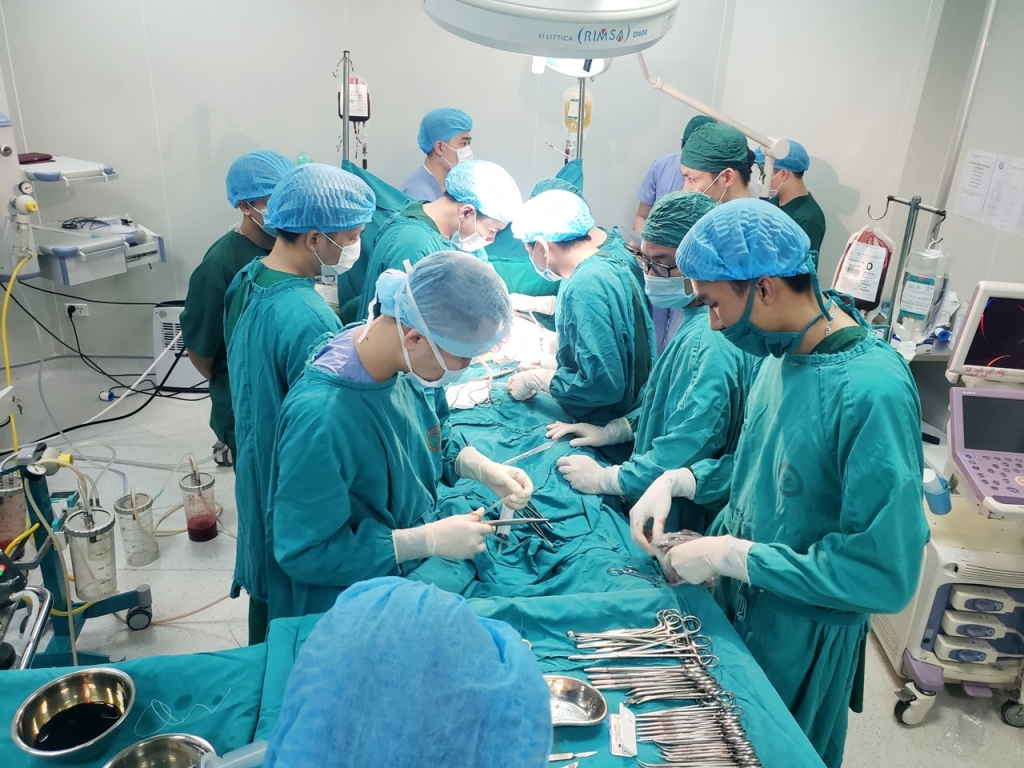 Phẫu thuật cứu sống bệnh nhân bị đâm vào tim tại Bệnh viện Đa khoa khu vực Cẩm Phả.