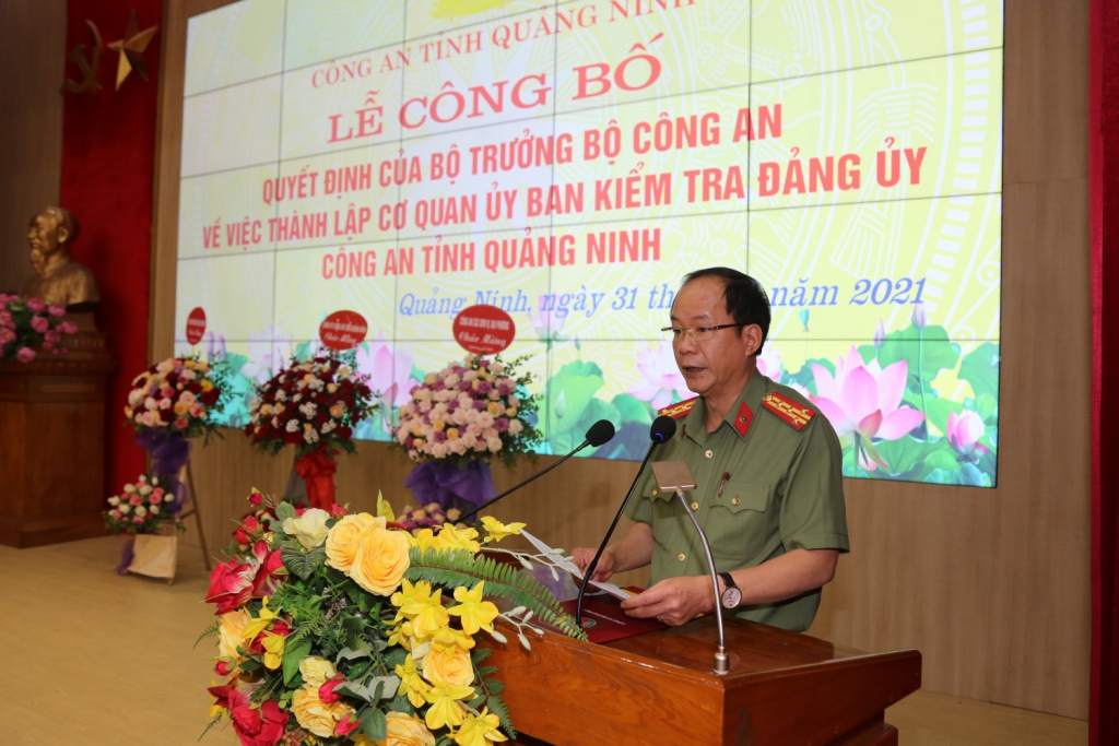 Đại tá Vũ Thanh Tùng - Phó Bí thư Đảng ủy, Phó Giám đốc Công an tỉnh phát biểu chỉ đạo.