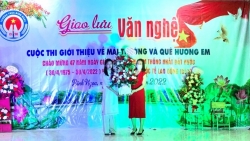 Trường THCS Bình Ngọc (Quảng Ninh) giao lưu văn nghệ kỷ niệm ngày thống nhất đất nước