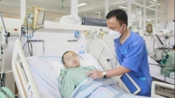Quảng Ninh: Cứu sống bé trai 13 tuổi bị đột quỵ não