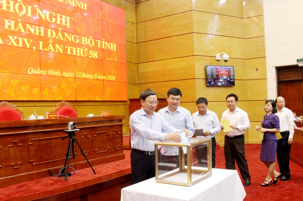 0242 a ban chyp hanh trung yyng 1