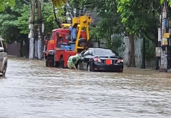 Quảng Ninh: Mưa lớn trong đêm gây ngập cục bộ tại nhiều nơi