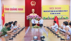 Quảng Ninh: Trao quyết định nghỉ hưu theo chế độ đối với Phó chủ tịch UBND tỉnh Đặng Huy Hậu