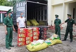 Quảng Ninh: Bắt giữ xe chở thực phẩm bẩn không rõ nguồn gốc