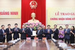 Quảng Ninh trao giấy Chứng nhận đăng ký đầu tư cho Tập đoàn Thành Công