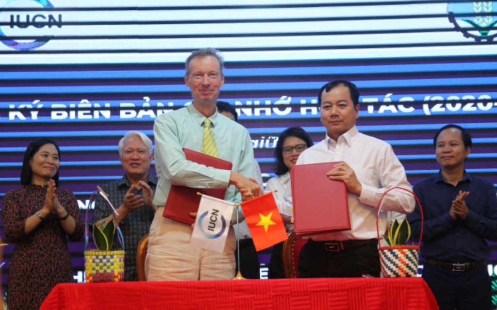 Lễ ký kết biên bản ghi nhớ, hợp tác giữa IUCN và Tổng cục Thủy sản được thực hiện trong giai đoạn 2020-2025. 