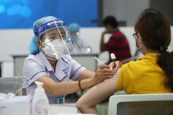 Quảng Ninh lên phương án triển khai tiêm vắc xin mũi thứ 3