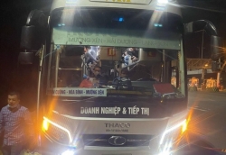Cục CSGT “tóm gọn” xe 38 chỗ chở 95 người từ tin nhắn “kêu cứu” của hành khách