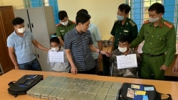 Điện Biên: Bắt giữ 2 đối tượng vận chuyển 60 bánh heroin