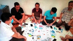 Ninh Bình: Mang gần 600 triệu đồng vào nhà nghỉ đánh bạc, 6 đối tượng bị bắt
