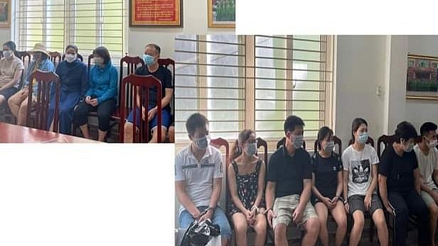 Các đối tượng tham gia đánh bạc 