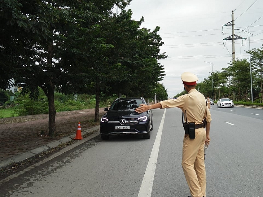 Lực lượng chức năng tăng cường tuần tra, kiểm soát trên tuyến đường quản lý