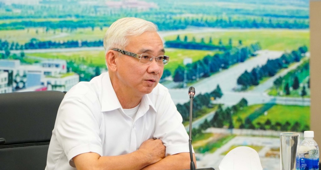 Ông Phạm Ngọc Thuận – TGĐ Tổng công ty Becamex IDC phát biểu tại hội thảo