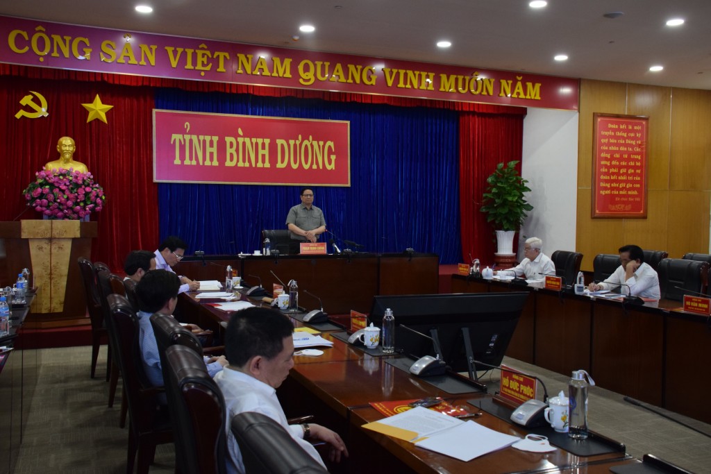 Toàn cảnh cuộc làm việc của Thủ tướng Phạm Minh Chính với Ban Thường vụ Tỉnh ủy Bình Dương.