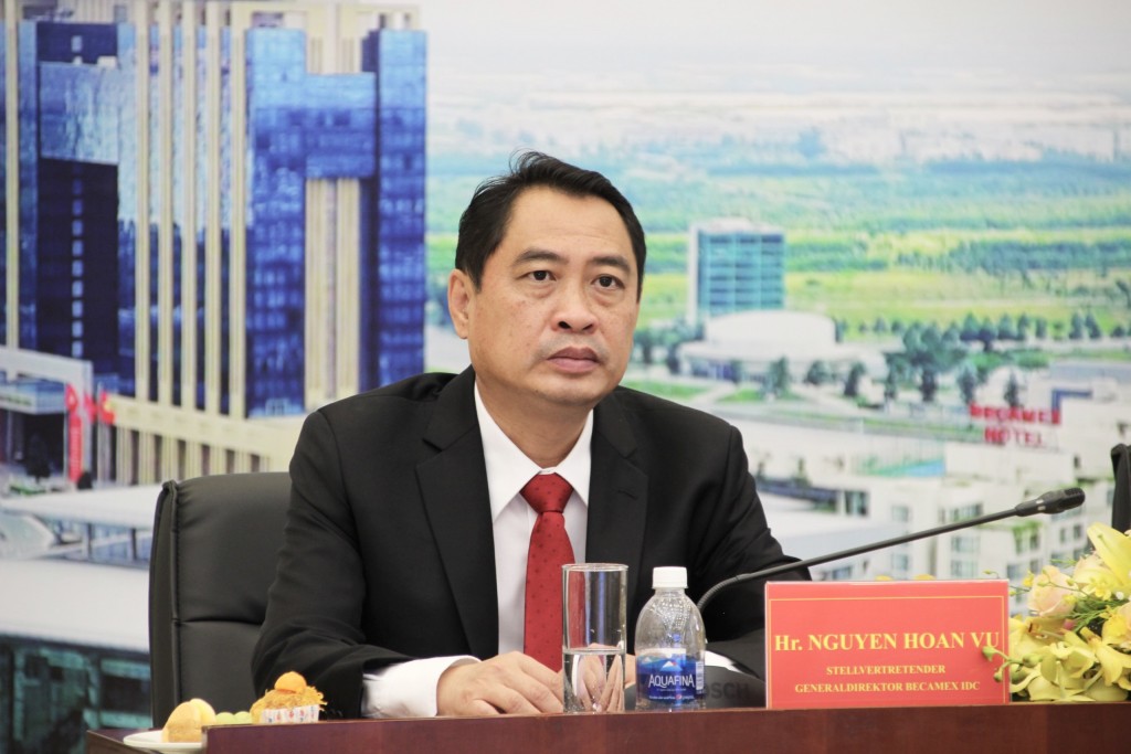Ông Nguyễn Hoàn Vũ – Phó Tổng Giám đốc Tổng Công ty Becamex IDC tại hội nghị