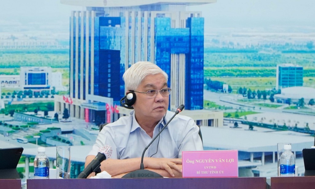 Đồng chí Nguyễn Văn Lợi, Ủy viện TW Đảng, Bí thư Tỉnh Ủy phát biểu kết luận tại hội thảo