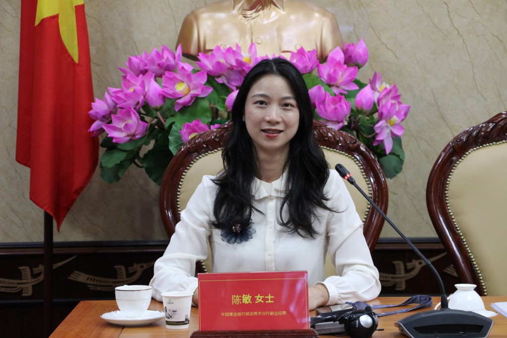 Bà Trần Mẫn – Phó Tổng Giám đốc Ngân hàng Kiến thiết Trung Quốc - CN TP Hồ Chí Minh