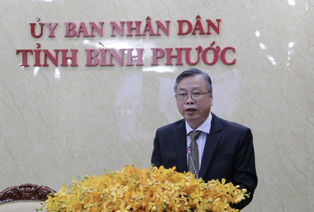 Ông Huỳnh Anh Minh - Phó Chủ tịch UBND tỉnh Bình Phước phát biểu tại hội nghị