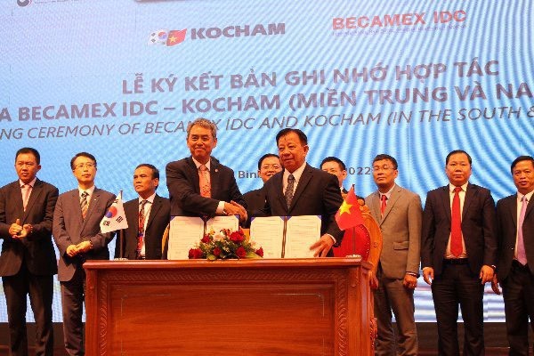 Tổng công ty Becamex IDC ký kết biên bản ghi nhớ hợp tác với Hiệp hội Thương mại và Công nghiệp Hàn Quốc tại miền Trung và Nam Việt Nam