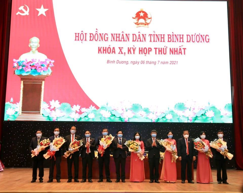 Sáng 6/7 kỳ họp thứ nhất Hội đồng Nhân dân tỉnh Bình Dương khóa X đã khai mạc