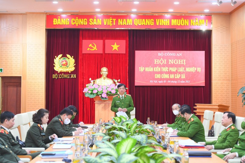 Trung tướng Nguyễn Duy Ngọc, Ủy viên Trung ương Đảng, Thứ trưởng Bộ Công an chủ trì hội nghị