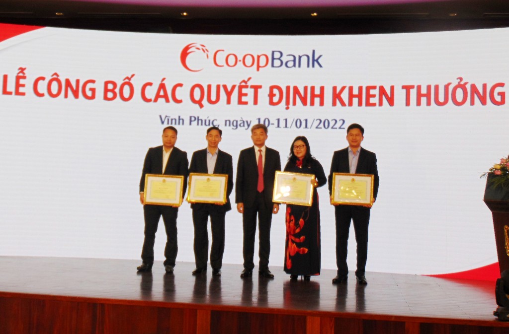 Co-opbank không ngừng nỗ lực đồng hành cùng khách hàng, doanh nghiệp trong bối cảnh dịch bệnh