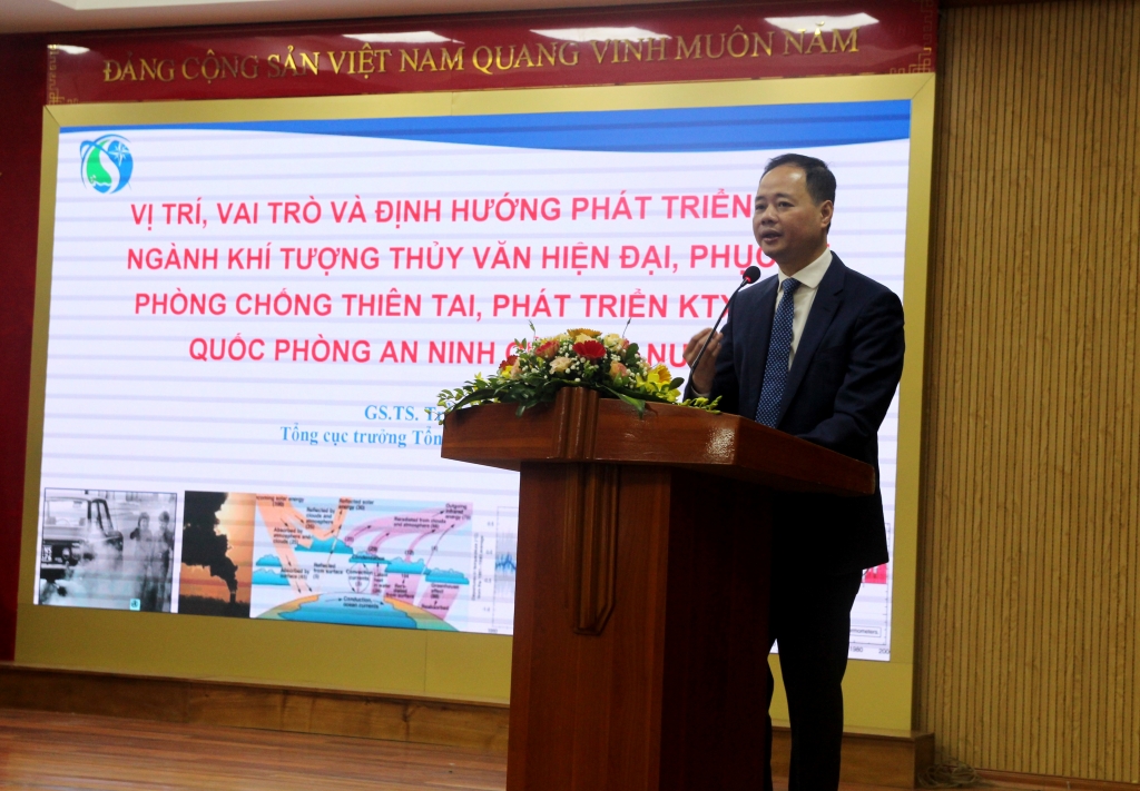 Phát triển đồng bộ mạng lưới trạm tự động quan trắc về khí tượng, thủy văn, hải văn