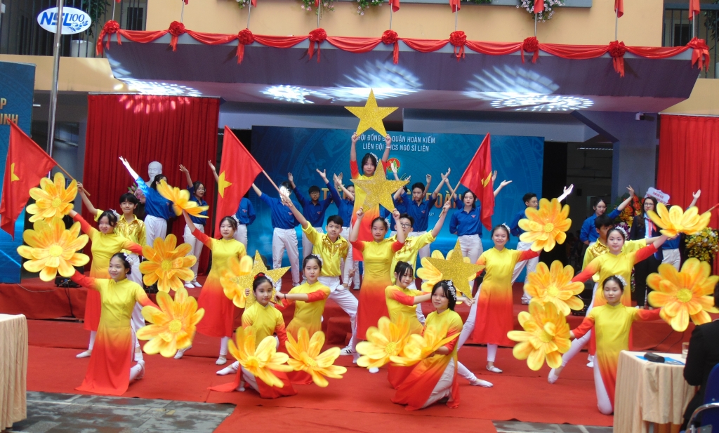 Ấn tượng với Ngày hội Tiến bước lên Đoàn của thầy và trò Trường THCS Ngô Sĩ Liên Ấn tượng với Ngày hội Tiến bước lên Đoàn của thầy và trò Trường THCS Ngô Sĩ Liên