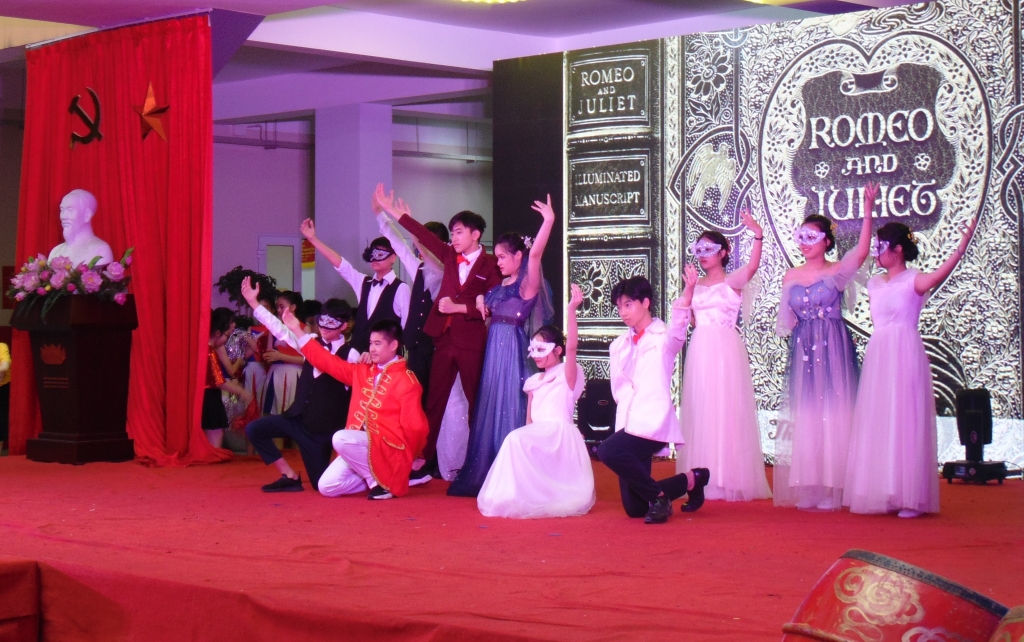 Rực rỡ sắc màu trong Ngày hội Ngôn ngữ “Ngô Sĩ Liên Inspiration - Music and Arts” Rực rỡ sắc màu trong Ngày hội Ngôn ngữ “Ngô Sĩ Liên Inspiration - Music and Arts”