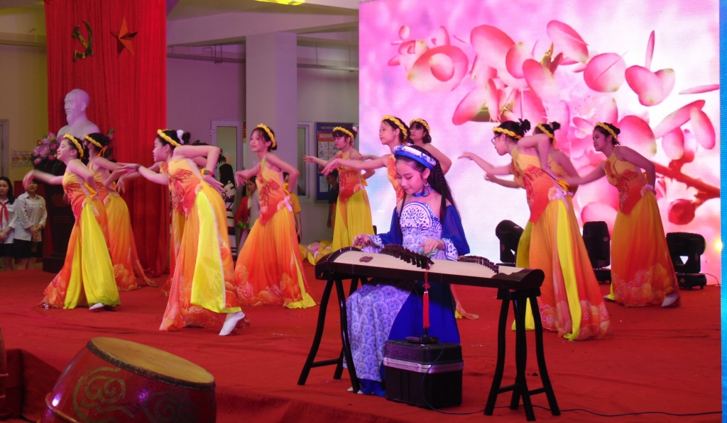 Rực rỡ sắc màu trong Ngày hội Ngôn ngữ “Ngô Sĩ Liên Inspiration - Music and Arts” Rực rỡ sắc màu trong Ngày hội Ngôn ngữ “Ngô Sĩ Liên Inspiration - Music and Arts”