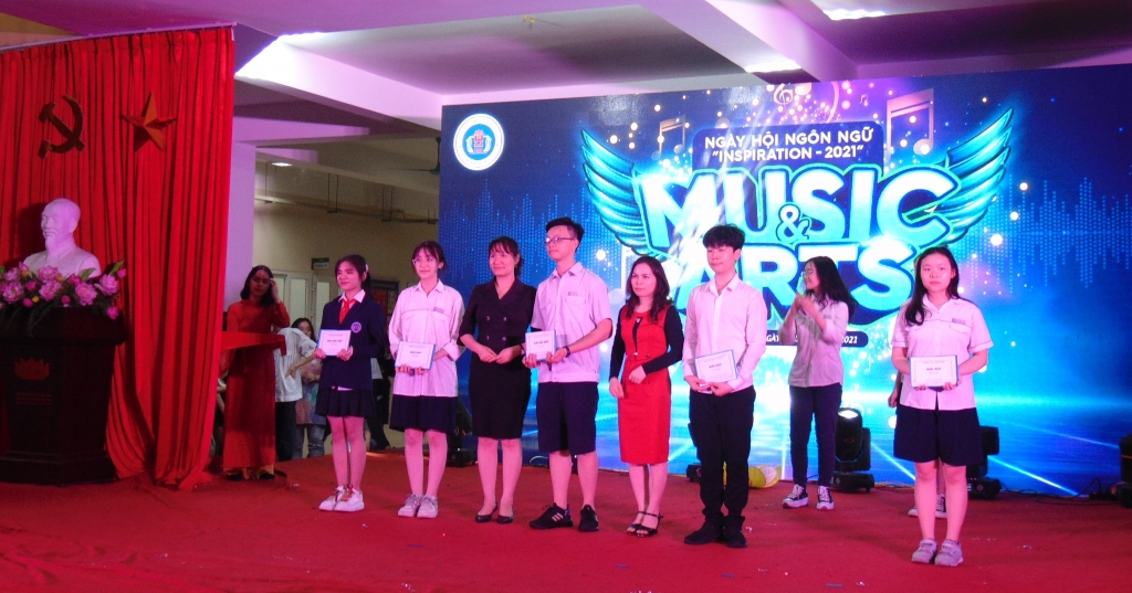Rực rỡ sắc màu trong Ngày hội Ngôn ngữ “Ngô Sĩ Liên Inspiration - Music and Arts” Rực rỡ sắc màu trong Ngày hội Ngôn ngữ “Ngô Sĩ Liên Inspiration - Music and Arts”