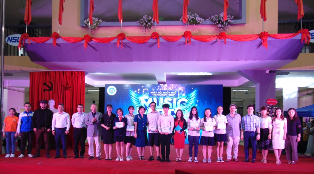 Rực rỡ sắc màu trong Ngày hội Ngôn ngữ “Ngô Sĩ Liên Inspiration - Music and Arts” Rực rỡ sắc màu trong Ngày hội Ngôn ngữ “Ngô Sĩ Liên Inspiration - Music and Arts”