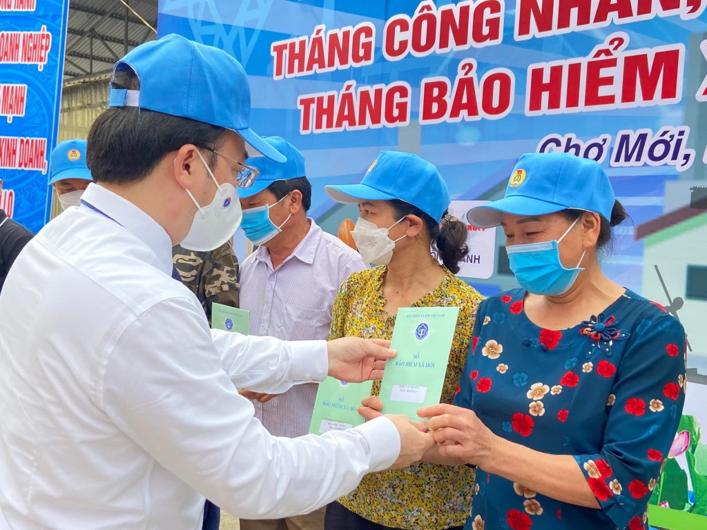 Nhiều chương trình ý nghĩa trong Lễ phát động Tháng Công nhân tỉnh Bắc Kạn