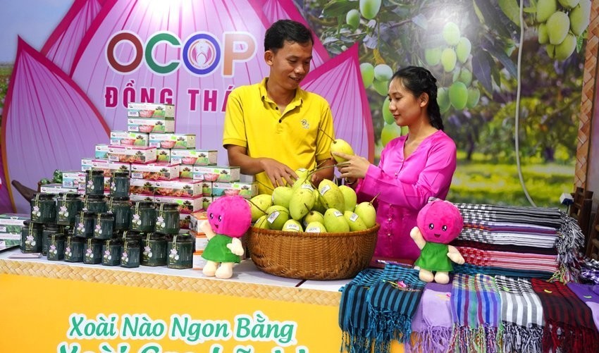 Tạo cơ hội xúc tiến thương mại và đầu tư cho các Hợp tác xã