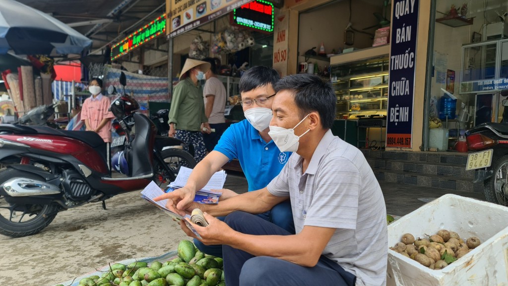 Nhiều người lao động bày tỏ tiếc nuối khi rút BHXH một lần