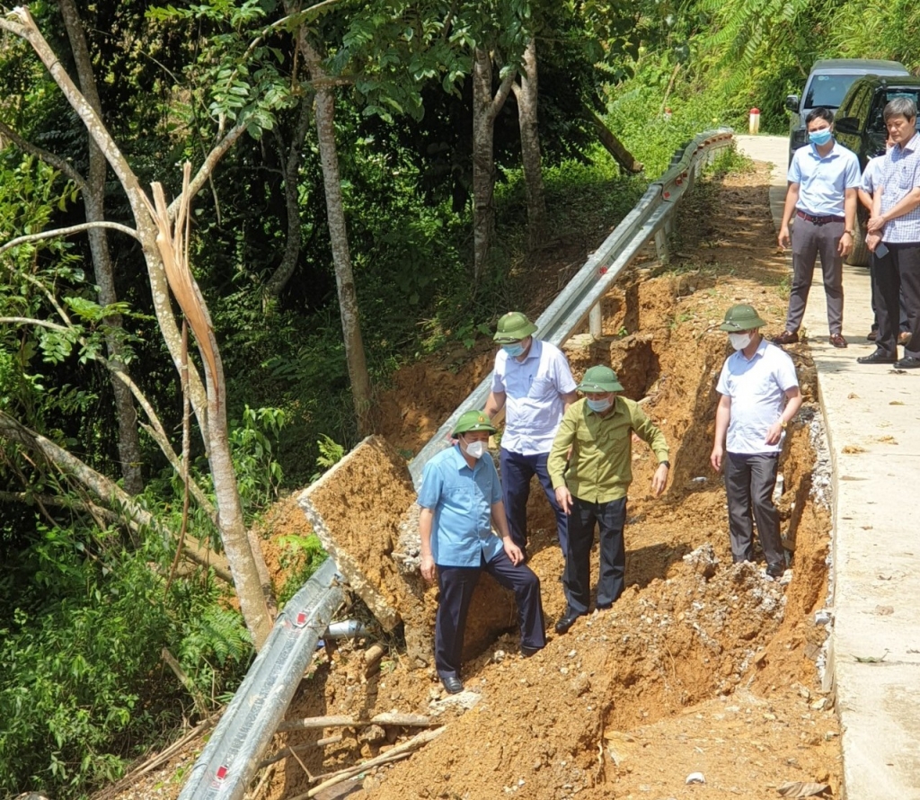 Nhanh chóng rà soát các khu vực nguy cơ sạt lở để có phương án phòng tránh