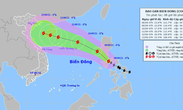 Hai cơn bão mạnh đang tiến gần Biển Đông, hướng di chuyển phức tạp