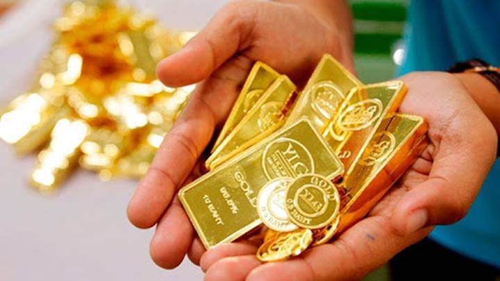 Giá vàng hôm nay 6/1: Vàng giữ đà tăng mạnh chạm mốc 57 triệu đồng/lượng